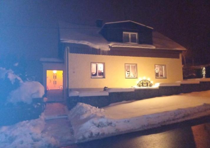 Ferienwohnung Im Erzgebirge Neuhausen am Rheinfall Dış mekan fotoğraf